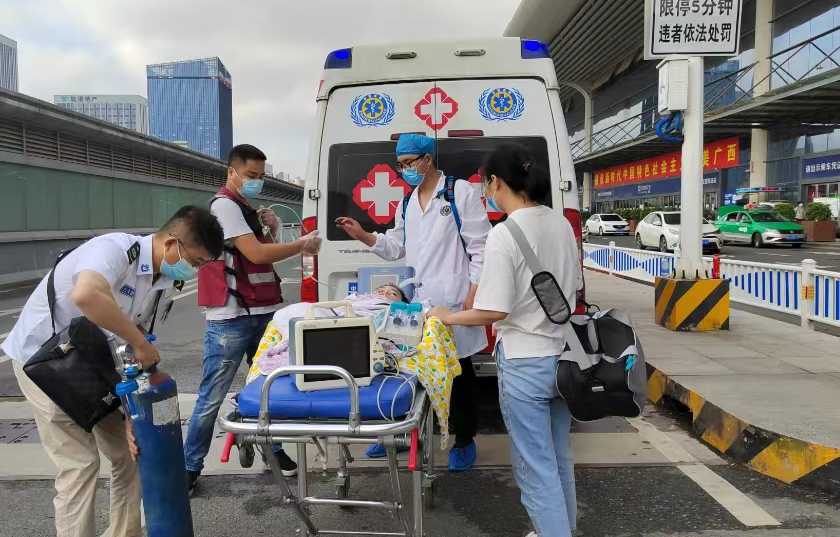 盐池县救护车出租公司